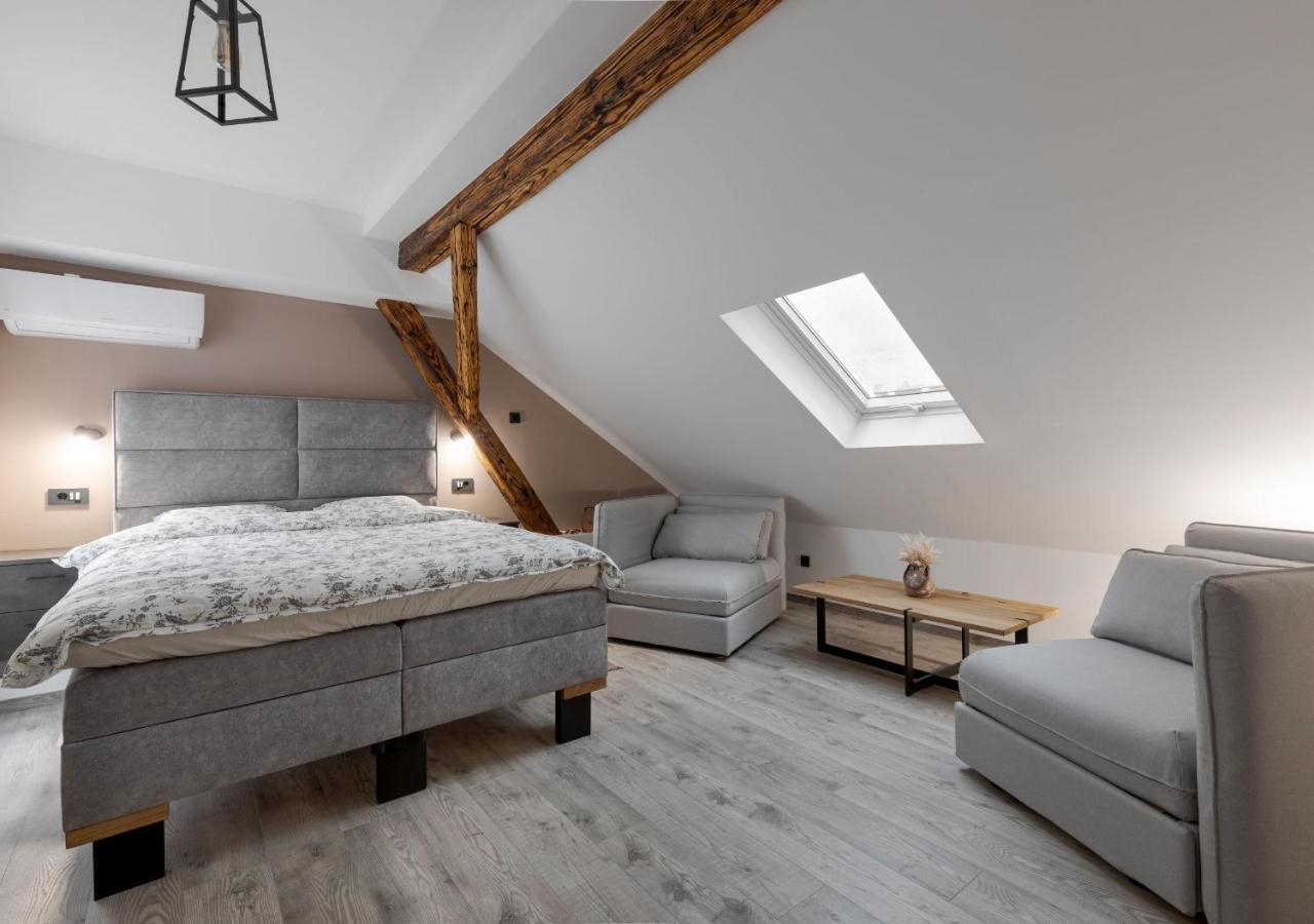 Apartman Downtown Dl Zagreb Buitenkant foto