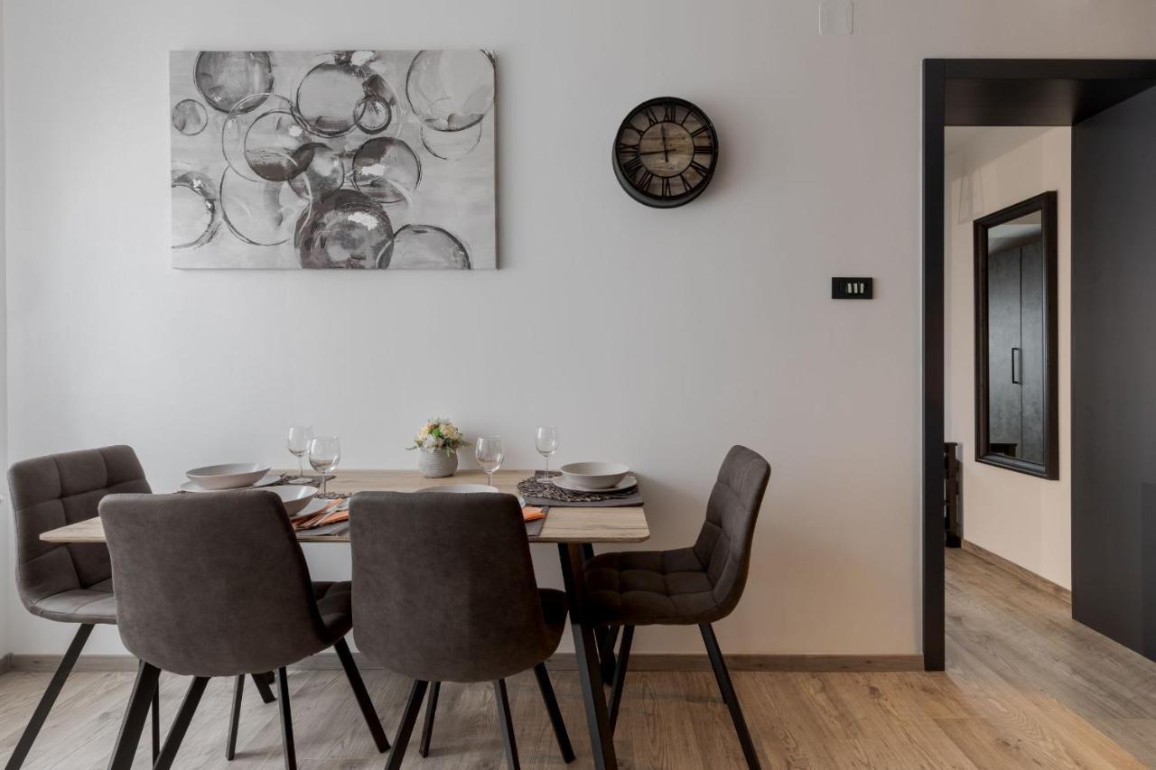 Apartman Downtown Dl Zagreb Buitenkant foto