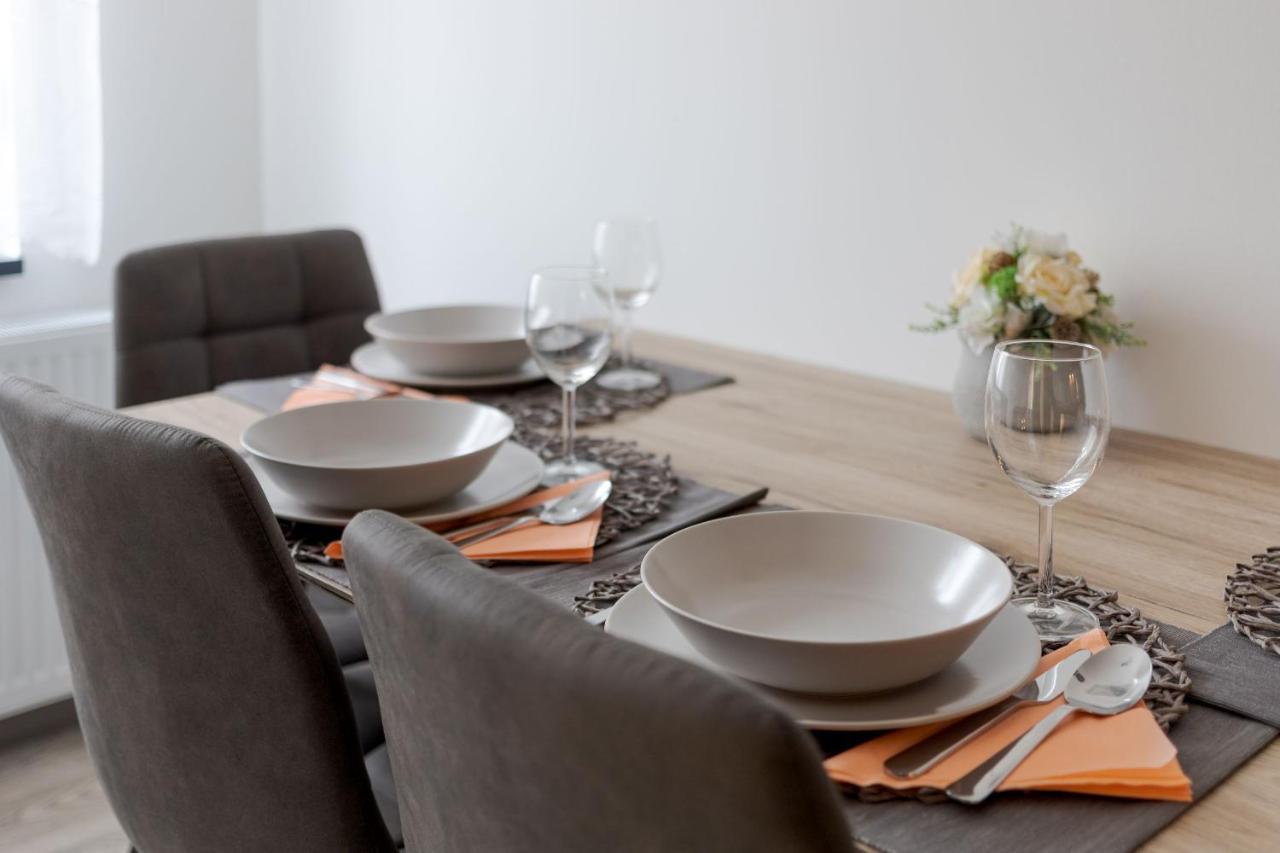 Apartman Downtown Dl Zagreb Buitenkant foto