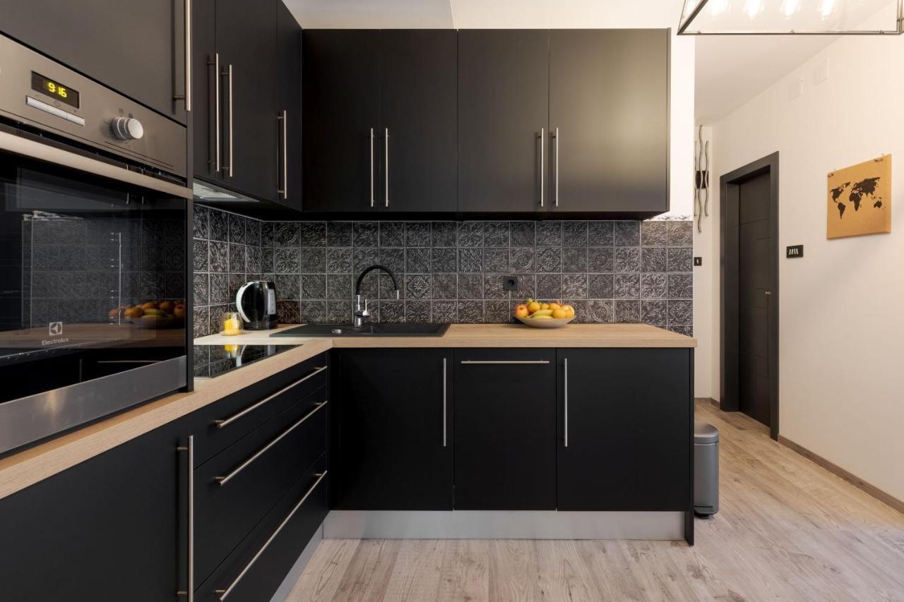 Apartman Downtown Dl Zagreb Buitenkant foto