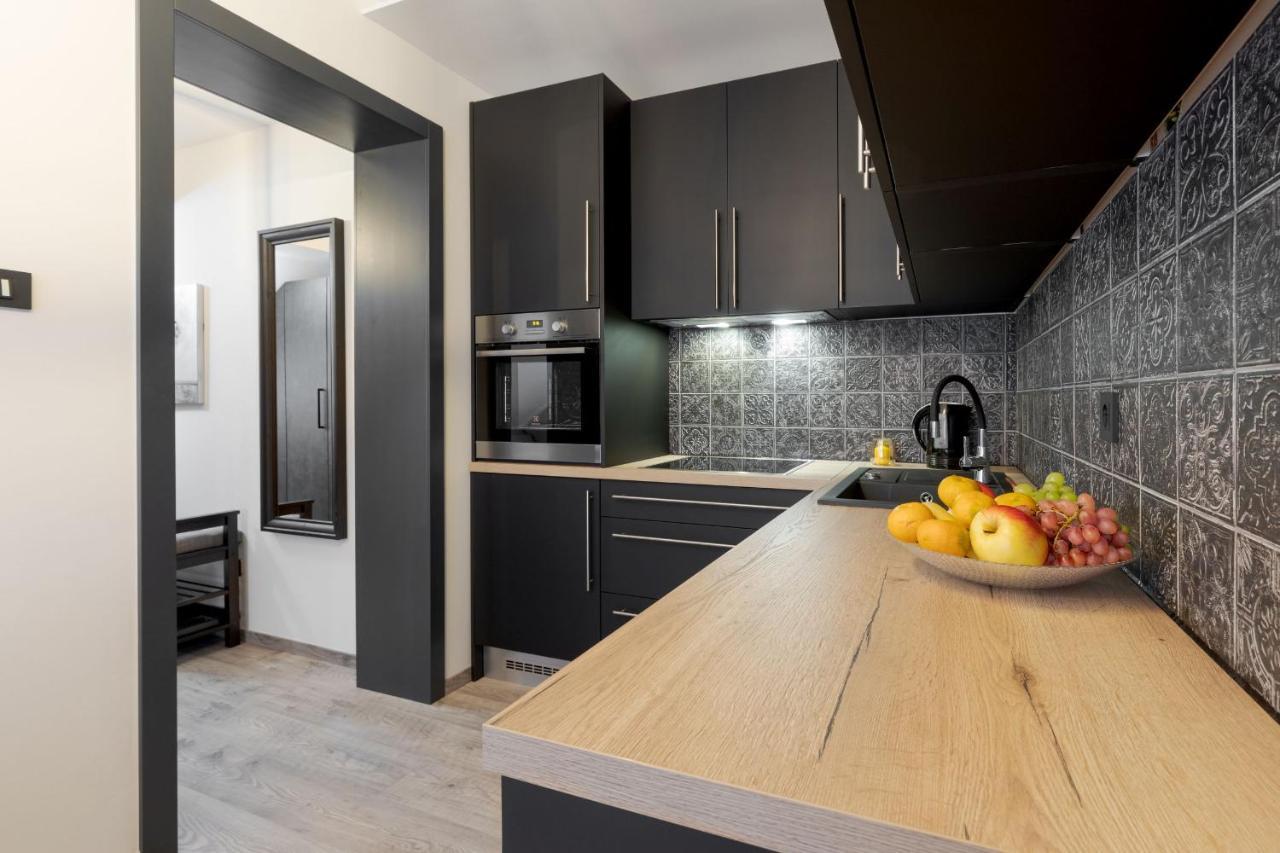 Apartman Downtown Dl Zagreb Buitenkant foto