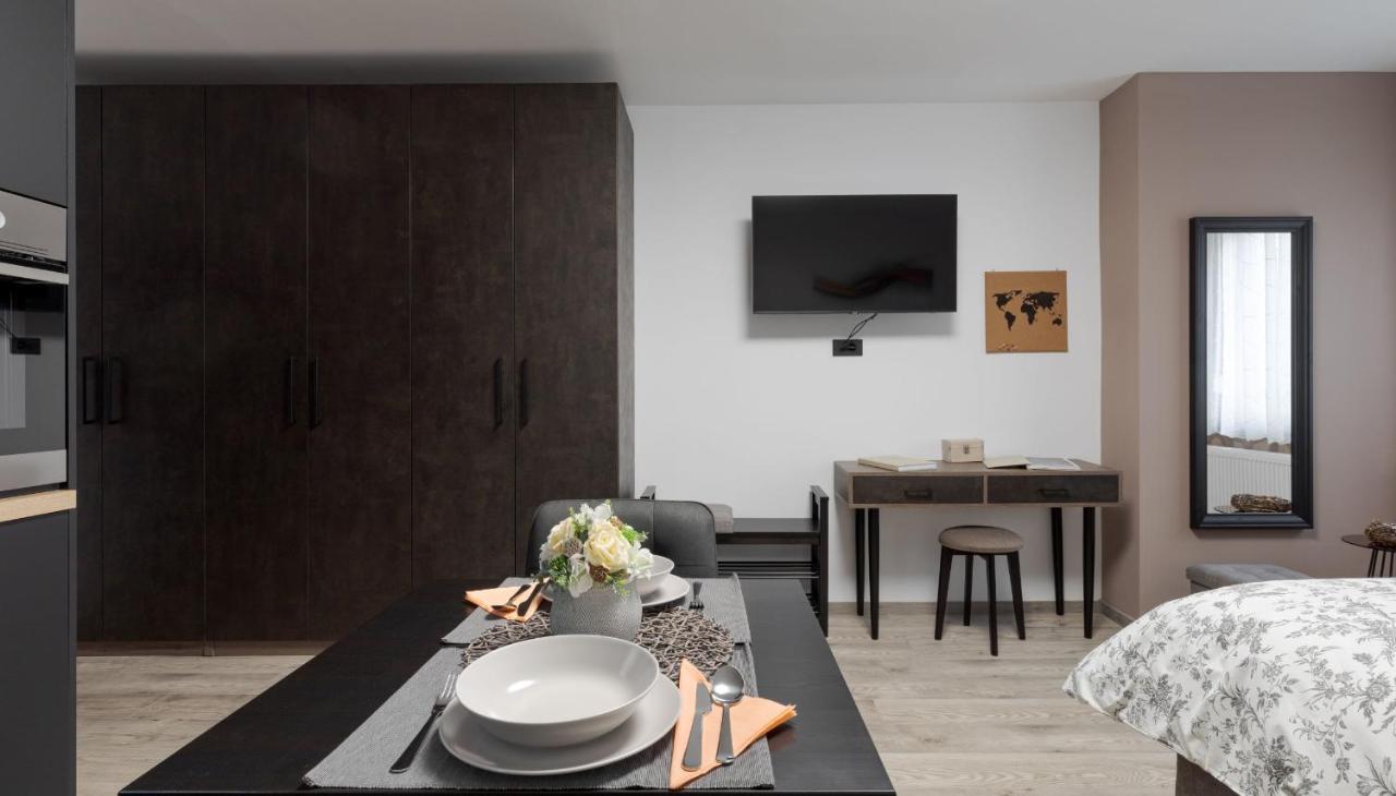 Apartman Downtown Dl Zagreb Buitenkant foto